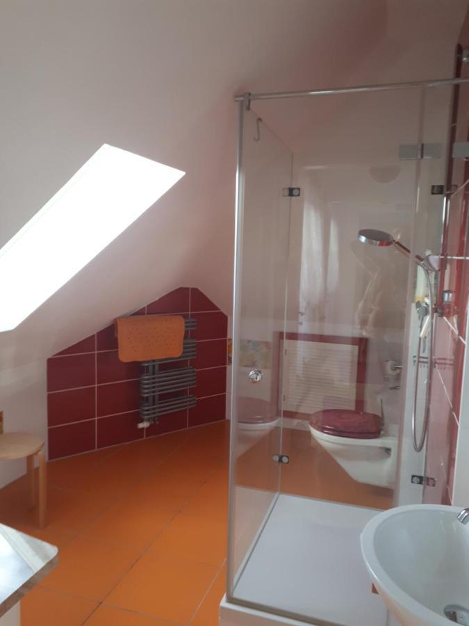 Villa Lila Sommerach Luaran gambar