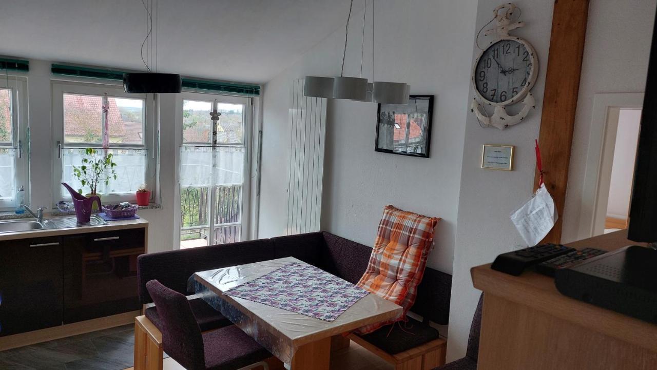 Villa Lila Sommerach Luaran gambar